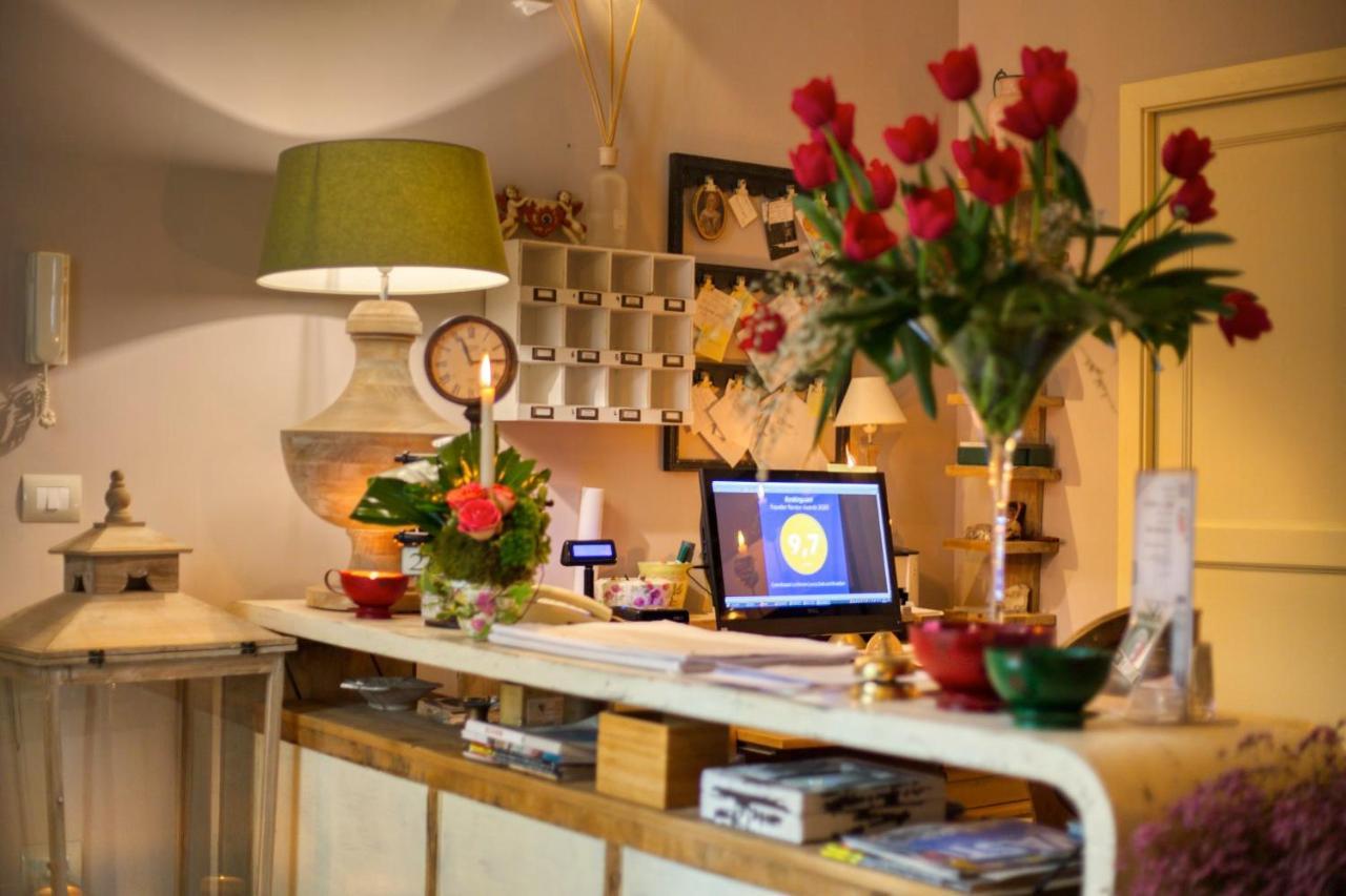 Corte Rossetti Le Dimore Luxury B&B 바스토 외부 사진