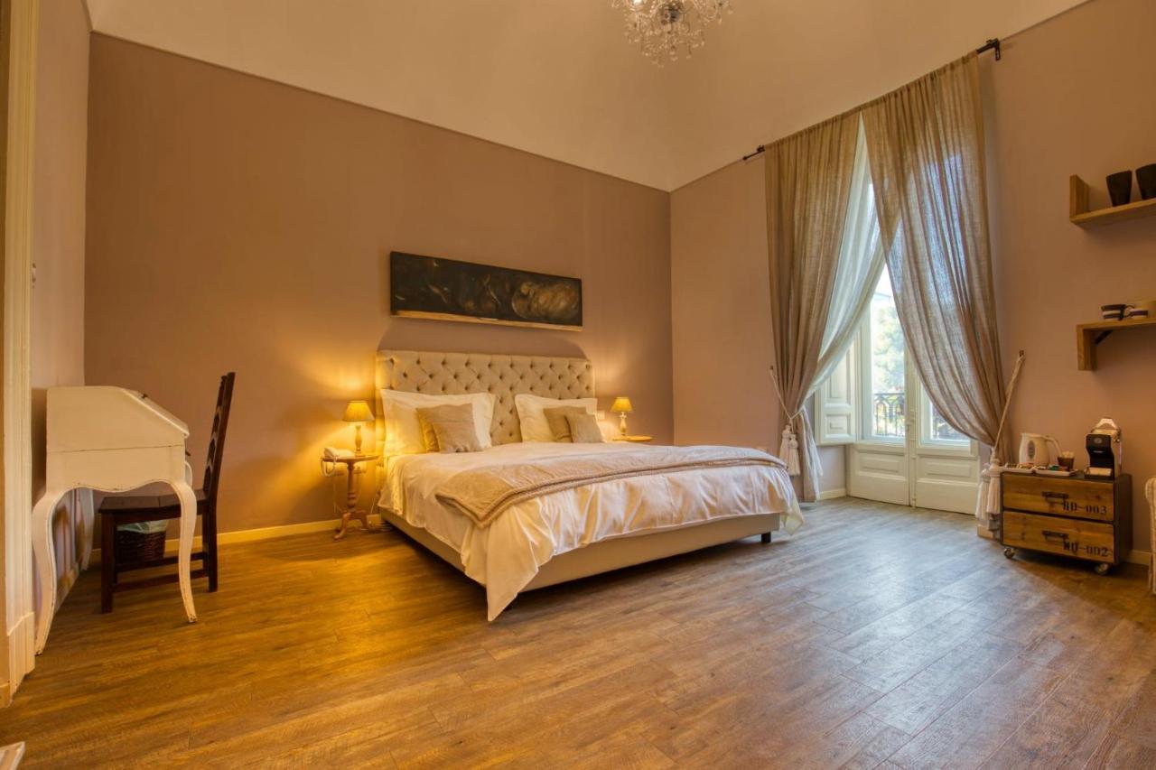 Corte Rossetti Le Dimore Luxury B&B 바스토 외부 사진