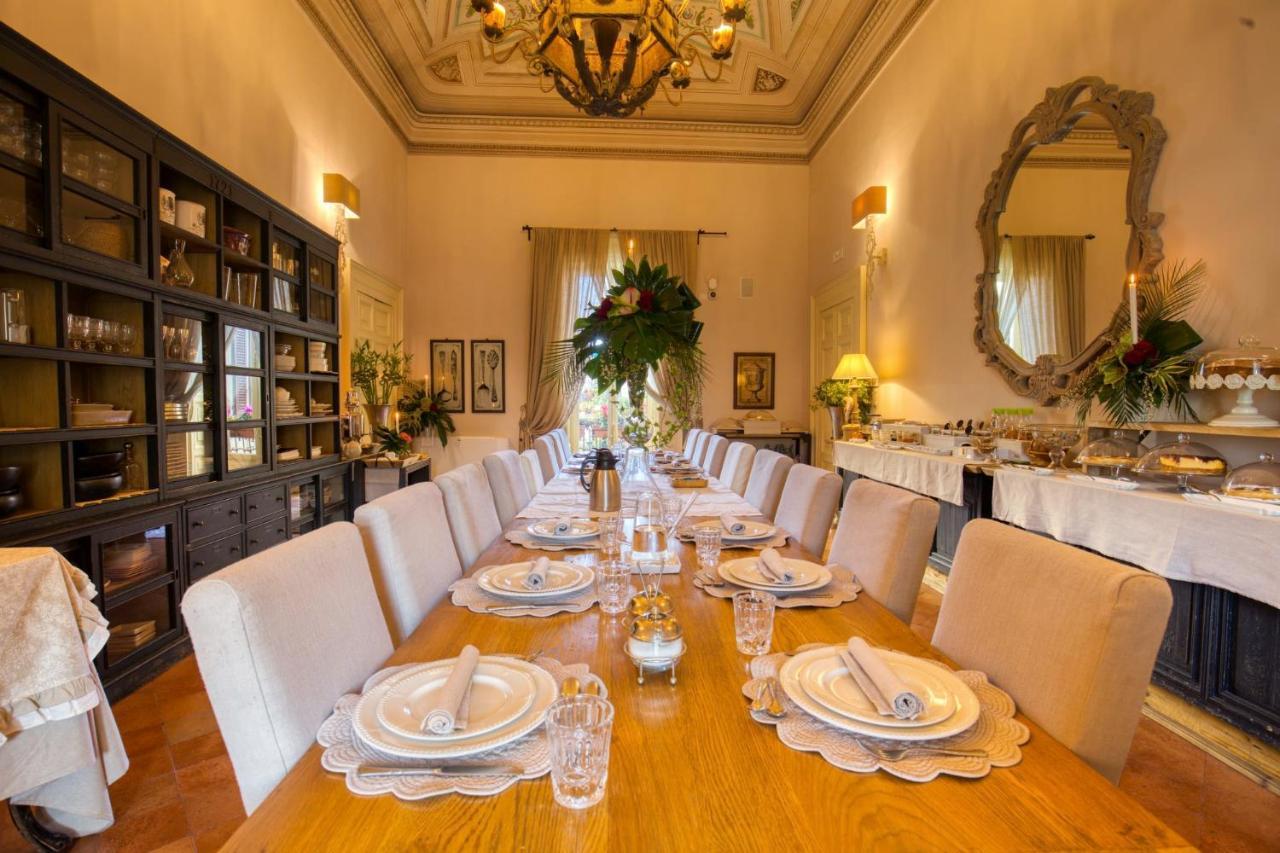 Corte Rossetti Le Dimore Luxury B&B 바스토 외부 사진