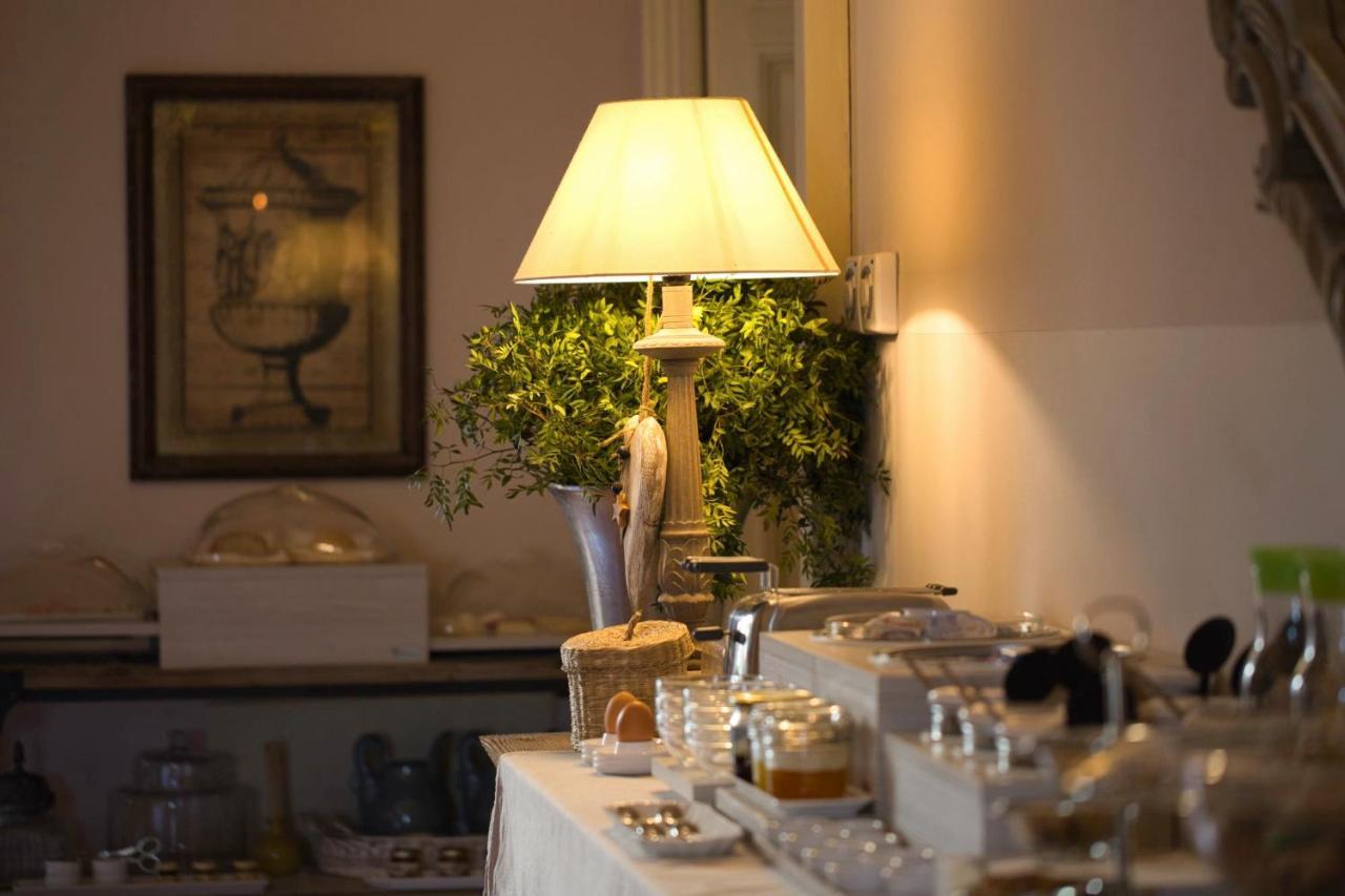 Corte Rossetti Le Dimore Luxury B&B 바스토 외부 사진