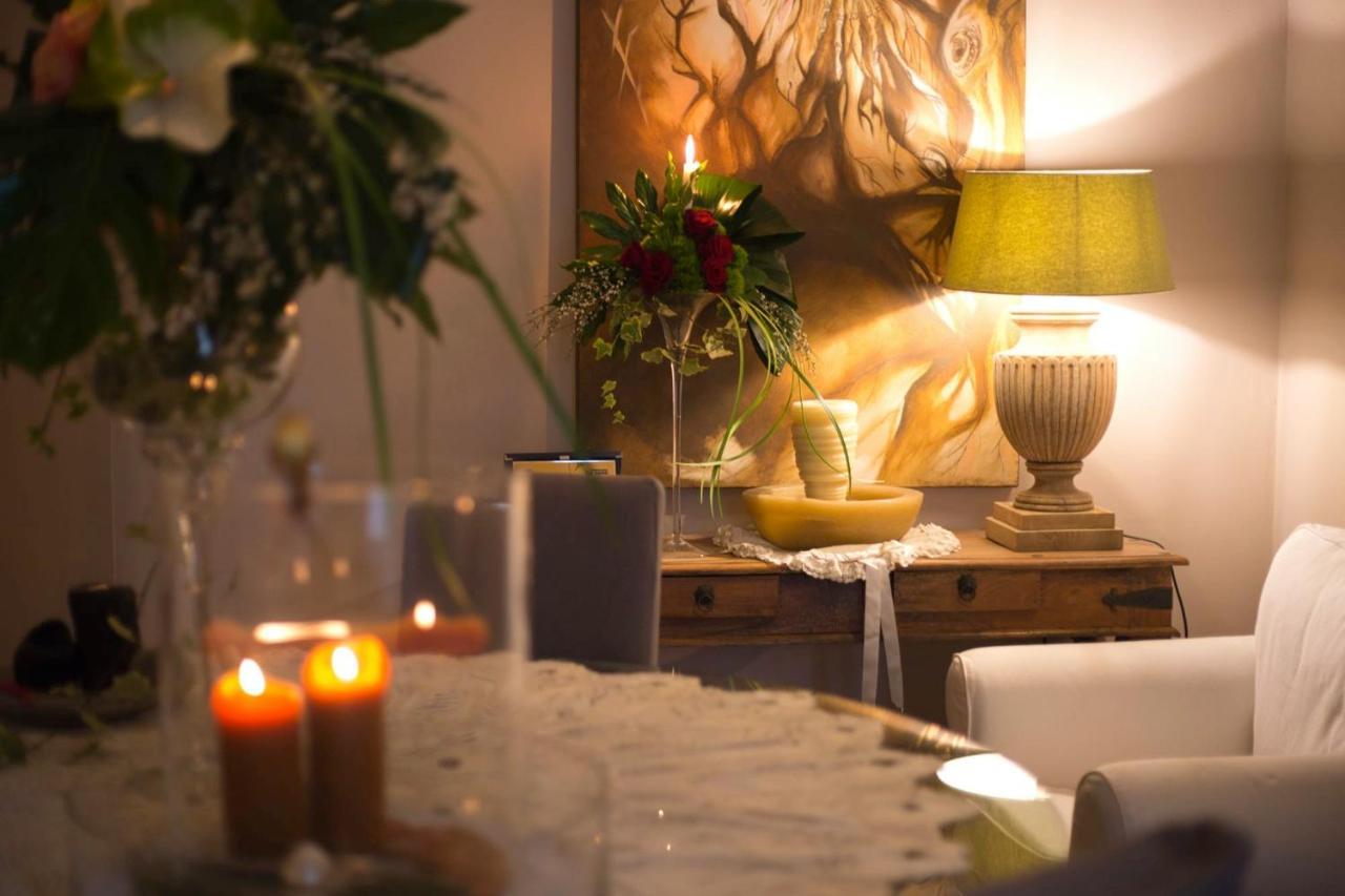 Corte Rossetti Le Dimore Luxury B&B 바스토 외부 사진