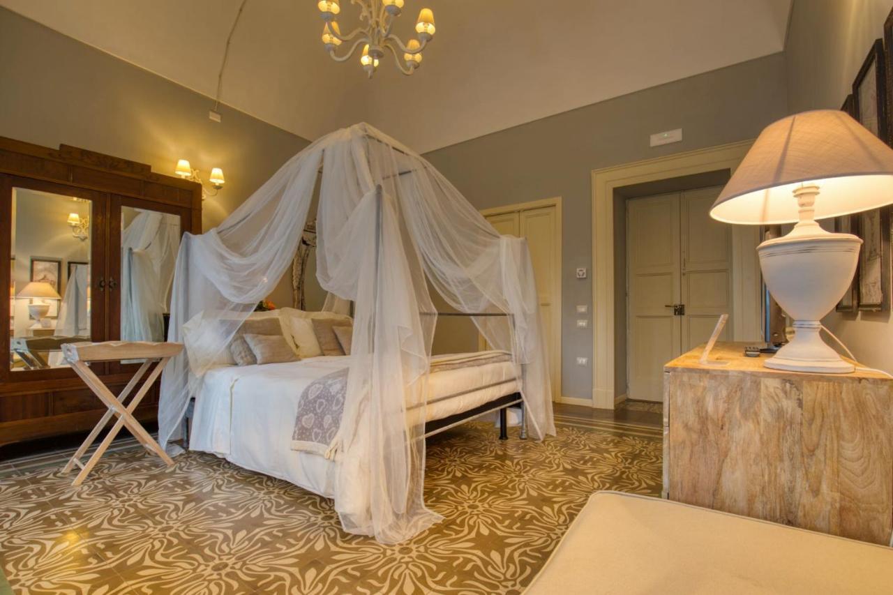 Corte Rossetti Le Dimore Luxury B&B 바스토 외부 사진