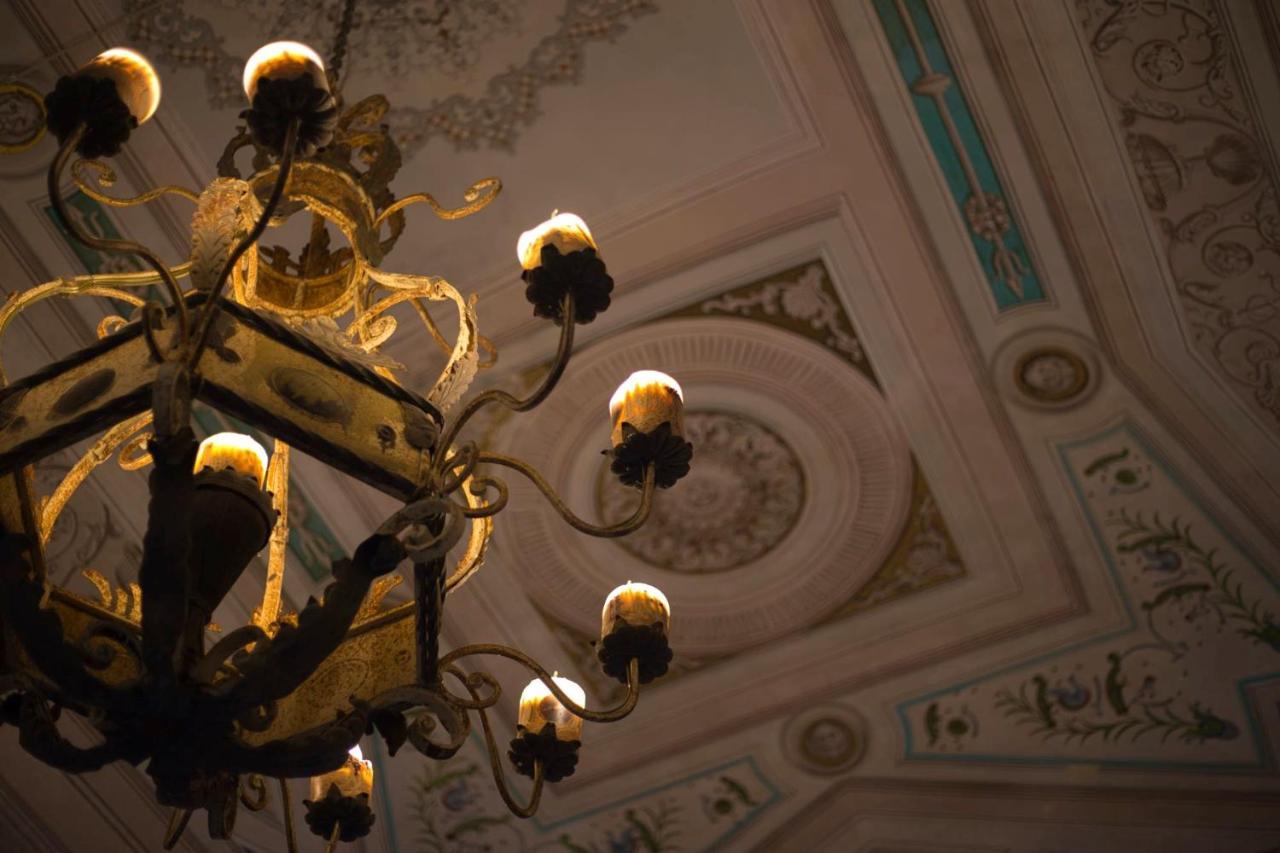 Corte Rossetti Le Dimore Luxury B&B 바스토 외부 사진